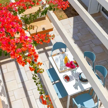 Вилла Seafront Violetta Протарас