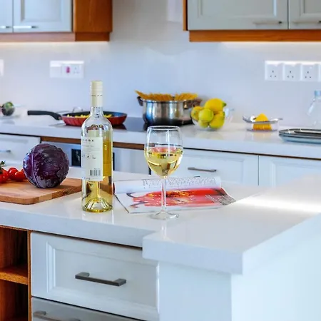 Seafront Violetta * Protaras