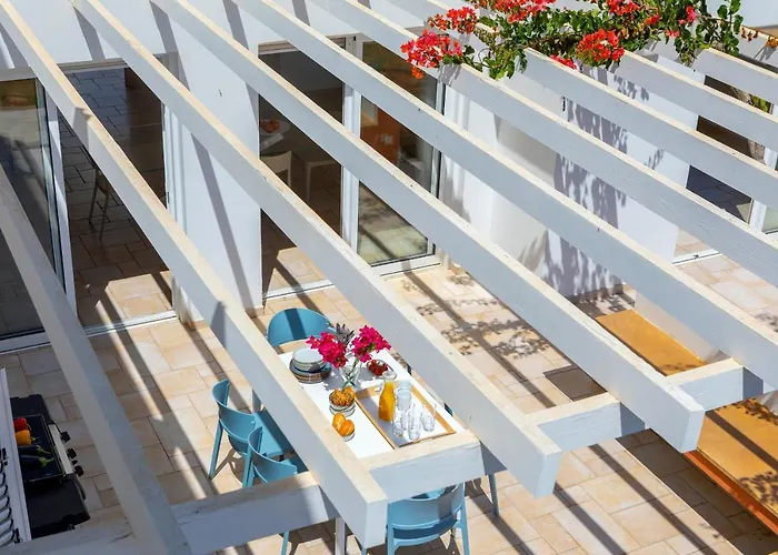 Вилла Seafront Violetta Протарас