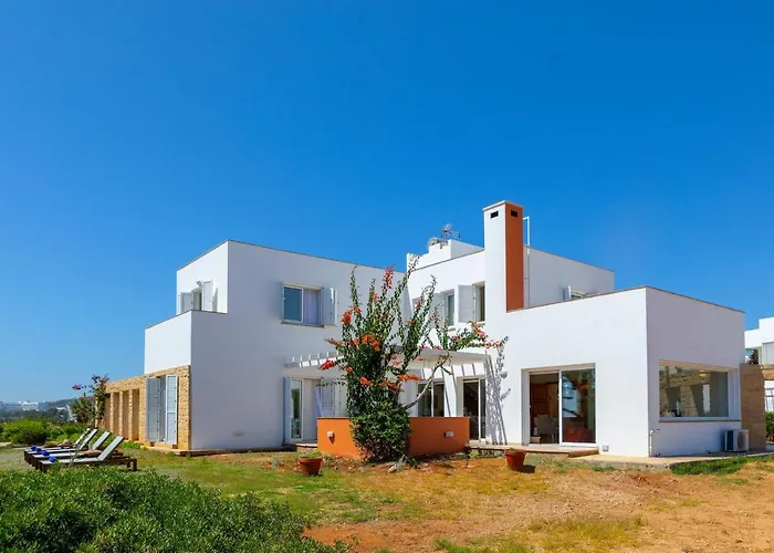 Seafront Violetta * 普罗塔拉斯