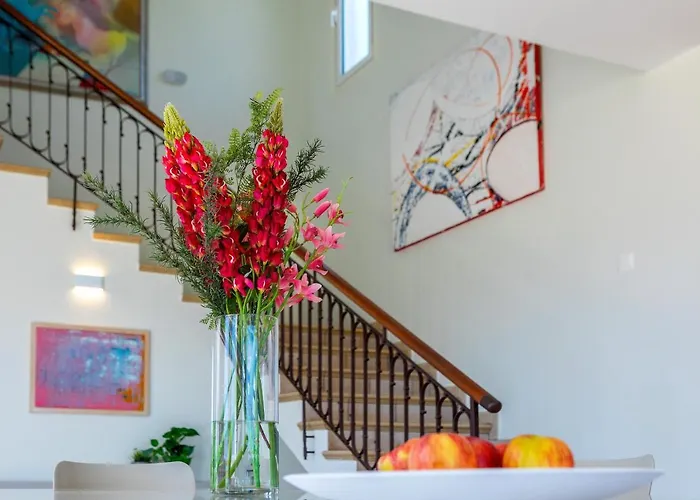 Seafront Violetta * 普罗塔拉斯