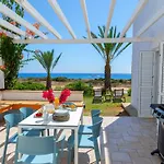 Seafront Violetta Villa *